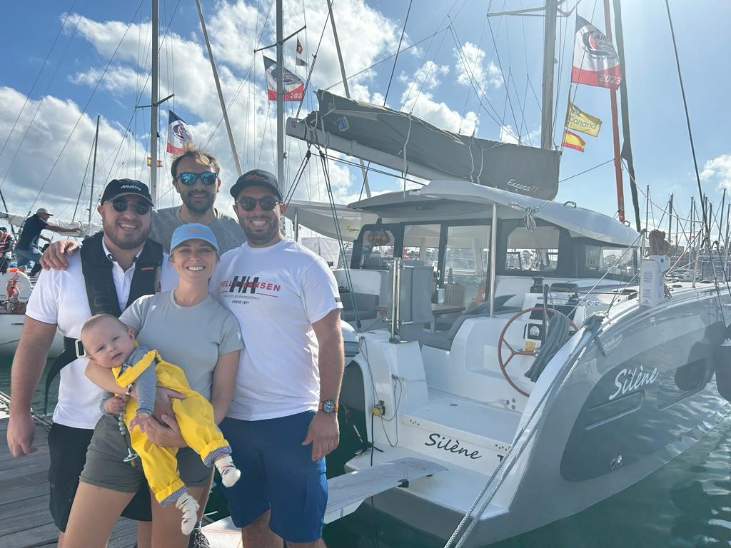 catamaran avec un bebe