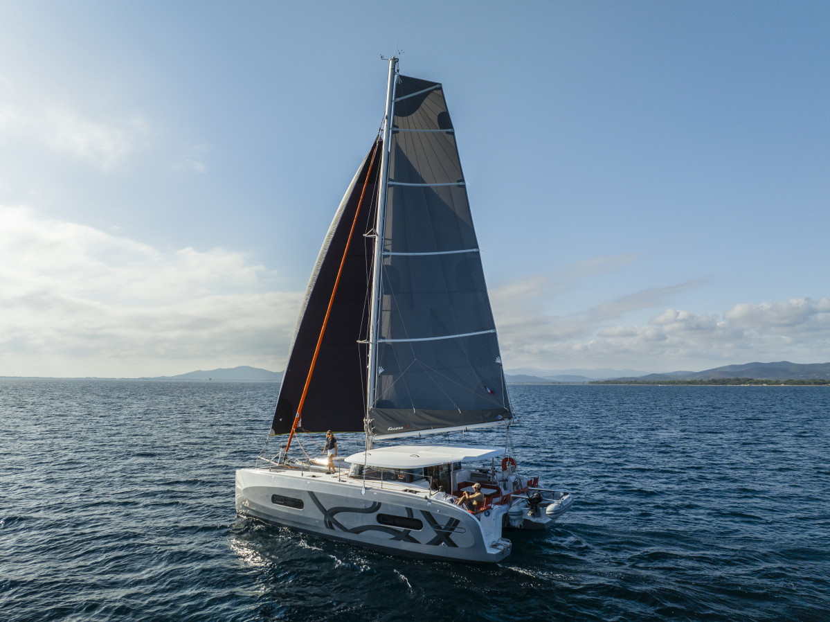 Discover the perfect ally for your sailing trips: the Excess 11 catamaran